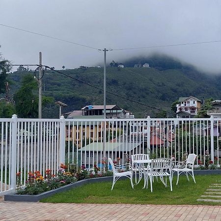 Twin Villa Red Нувара Елия Екстериор снимка