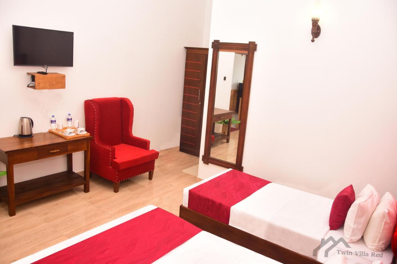 Twin Villa Red Нувара Елия Екстериор снимка