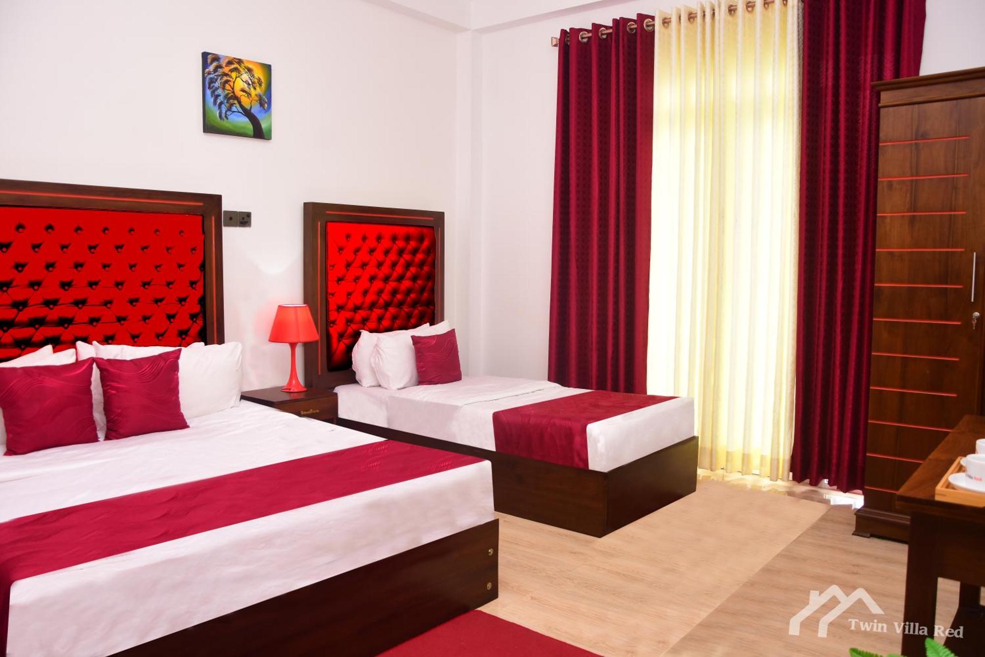 Twin Villa Red Нувара Елия Екстериор снимка