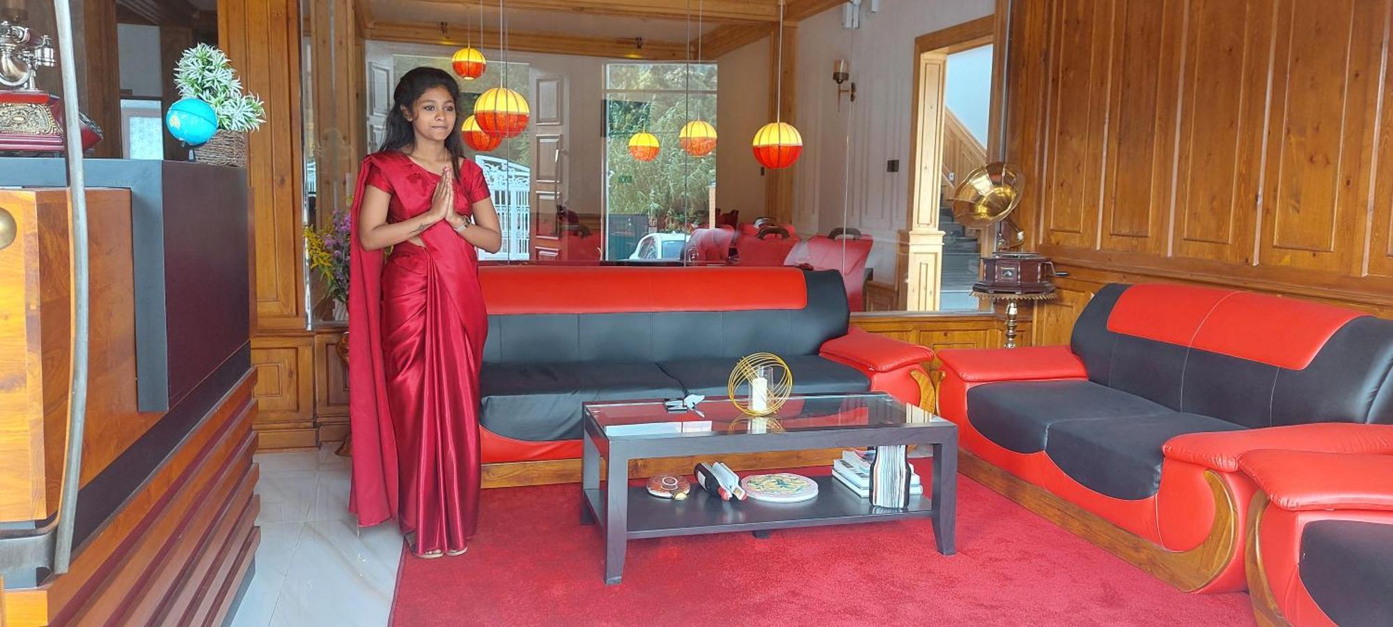 Twin Villa Red Нувара Елия Екстериор снимка